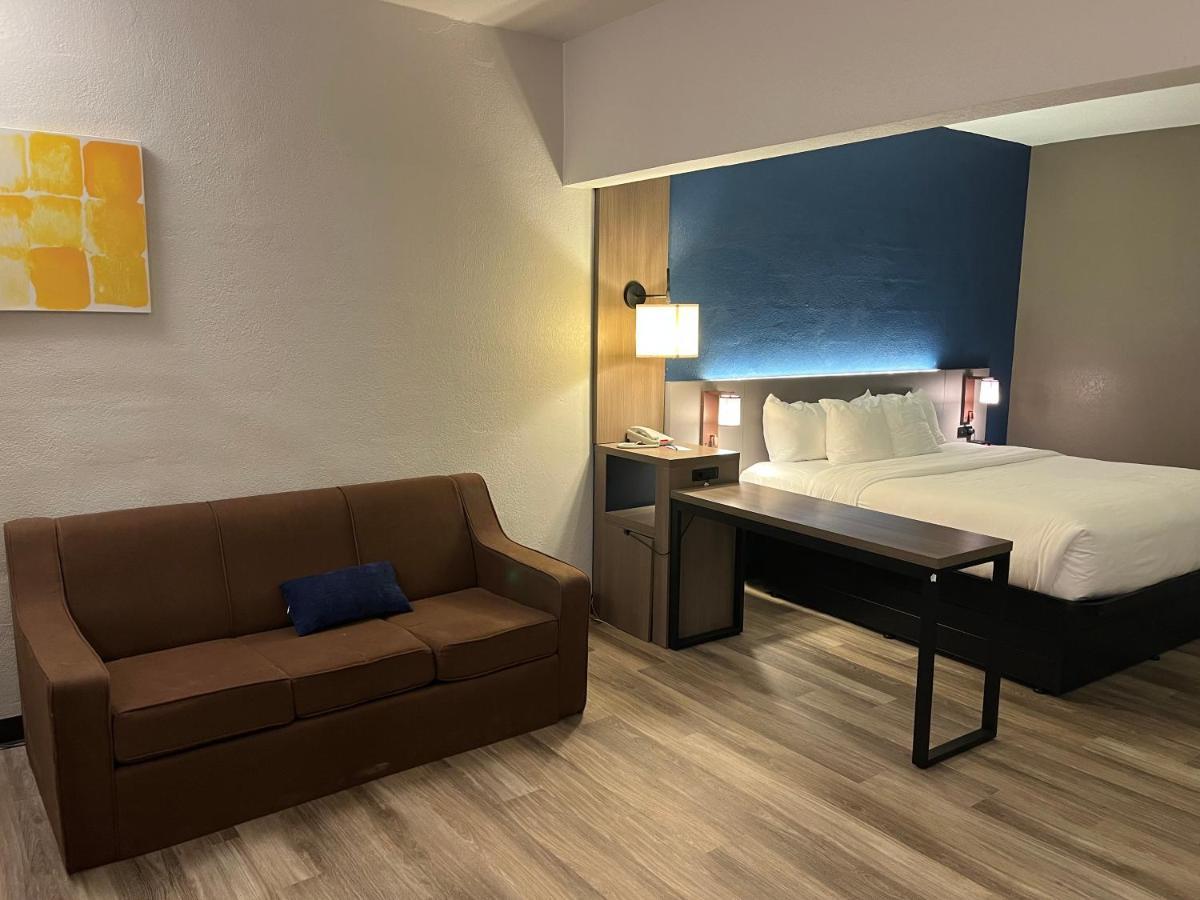 Comfort Suites Clearwater - Dunedin Zewnętrze zdjęcie