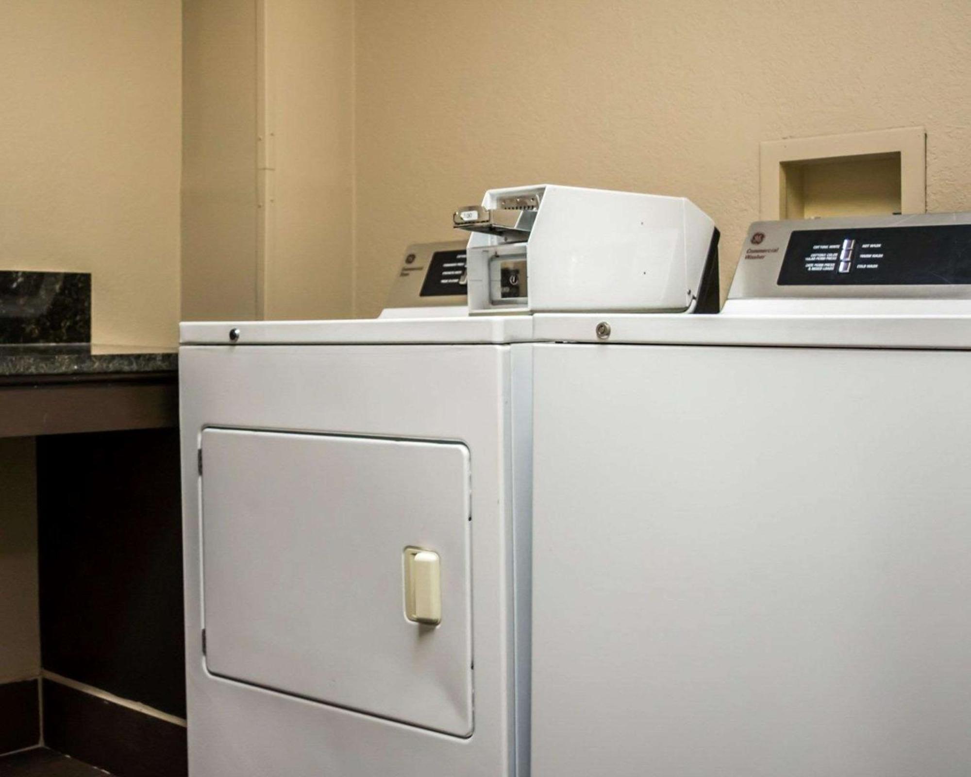 Comfort Suites Clearwater - Dunedin Zewnętrze zdjęcie