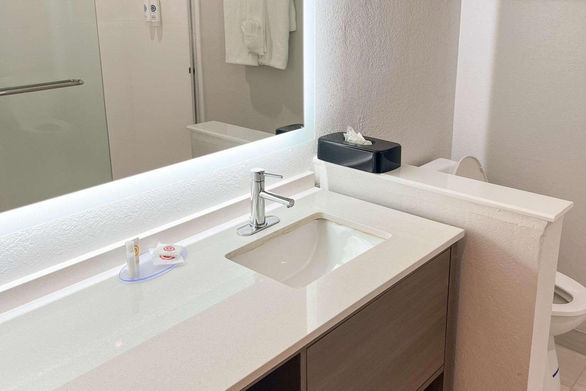 Comfort Suites Clearwater - Dunedin Zewnętrze zdjęcie