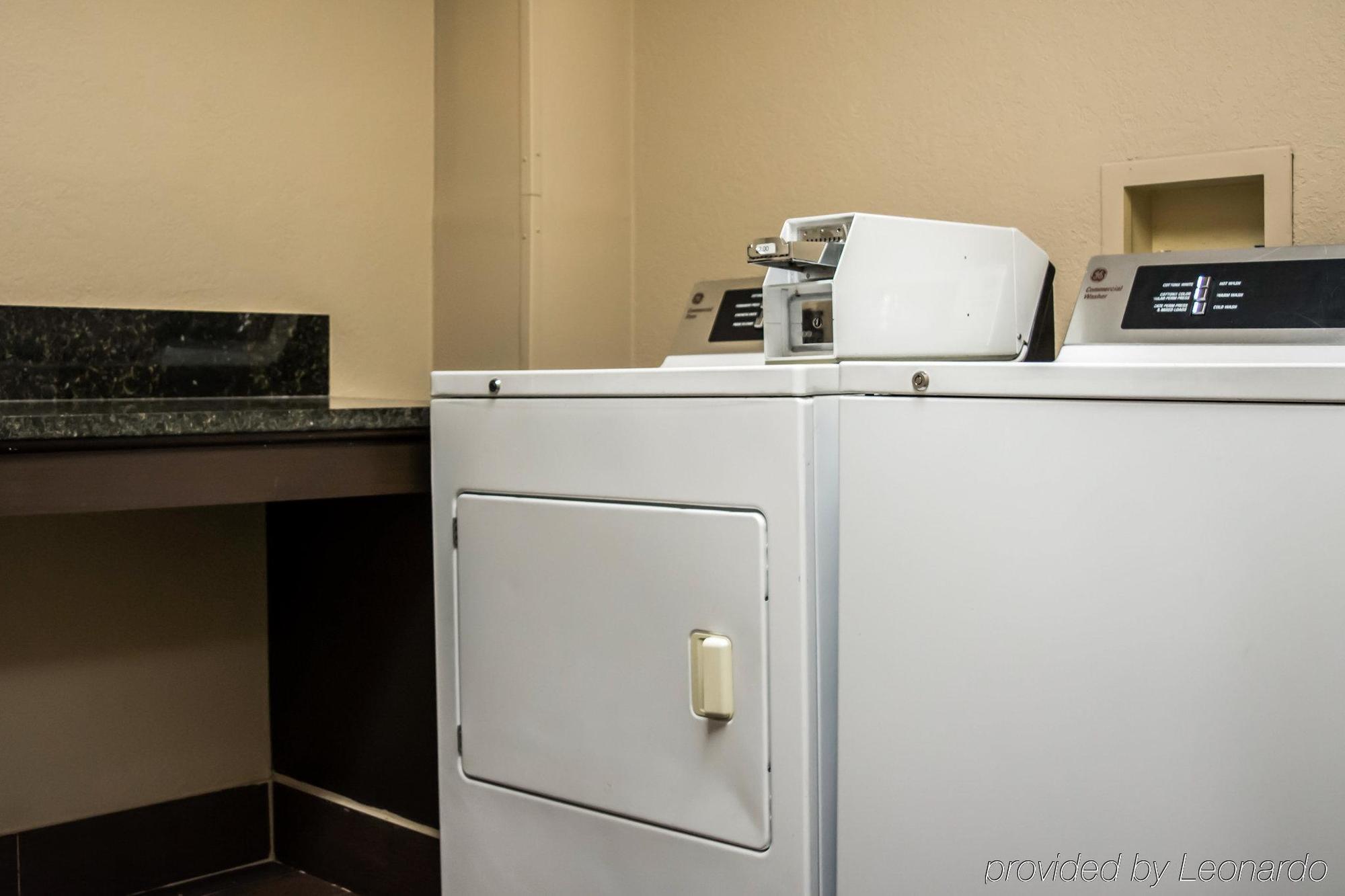 Comfort Suites Clearwater - Dunedin Zewnętrze zdjęcie